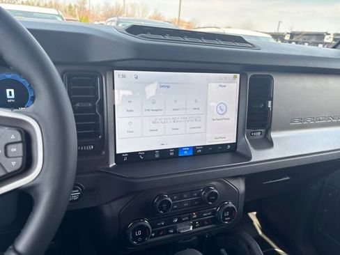 New 2026 Ford Bronco Badlands AWD/4WD image 19