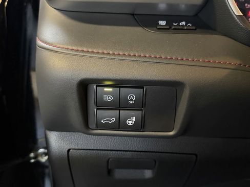 Used 2023 Toyota Highlander XSE image 27