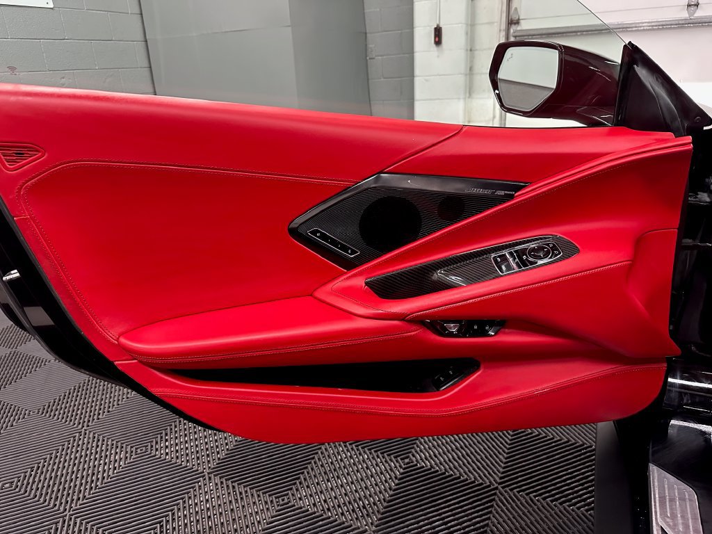 Used 2023 Chevrolet Corvette Stingray Premium Cpe w/ Z51 Performance Package RWD image 17