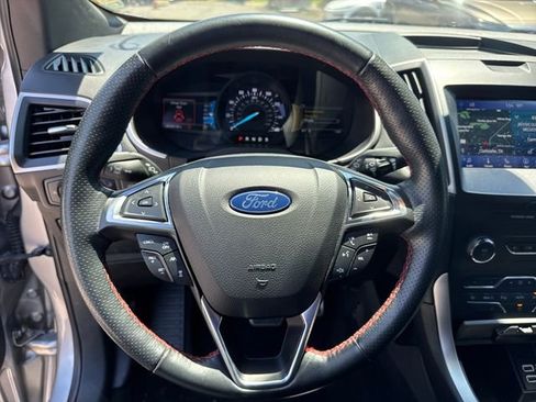 Used 2020 Ford Edge ST-Line FWD image 19