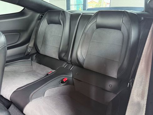 Used 2019 Ford Mustang Shelby GT350 w/ Technology Package image 27