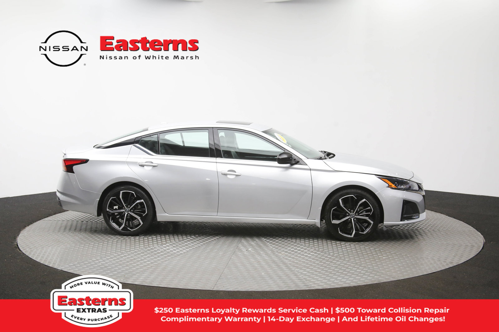 Used 2023 Nissan Altima 2.5 SR w/ SR Premium Package FWD image 46