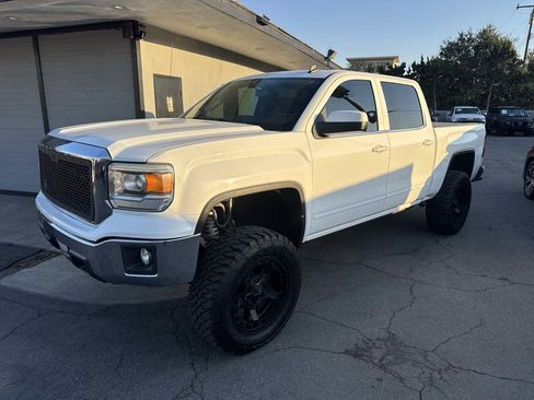 Used 2014 GMC Sierra 1500 SLE w/ SLE Value Package RWD image 2