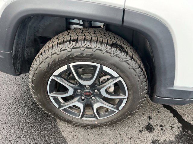 Used 2025 Jeep Compass Trailhawk AWD/4WD image 16