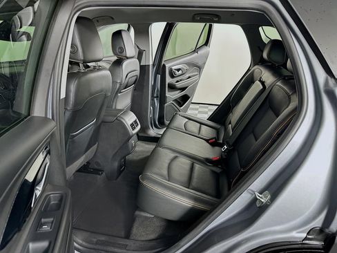 Used 2023 GMC Terrain AT4 image 31