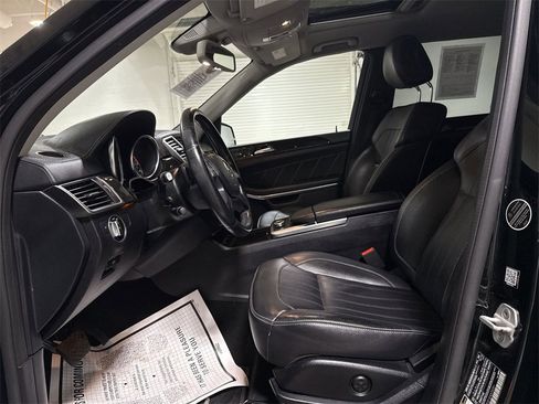 Used 2014 Mercedes-Benz GL 450 4MATIC image 21