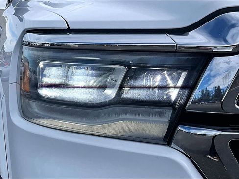 Used 2021 RAM 1500 Laramie w/ Off Road Group image 31