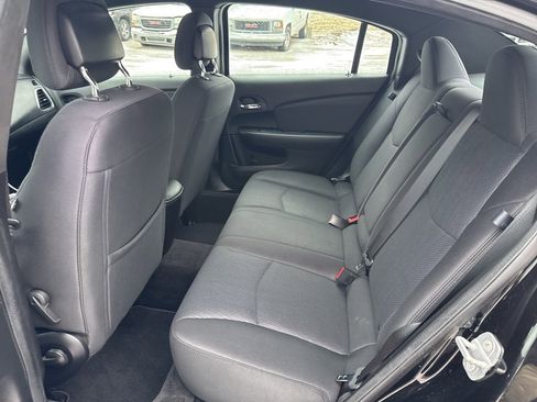 Used 2013 Chrysler 200 Touring image 18