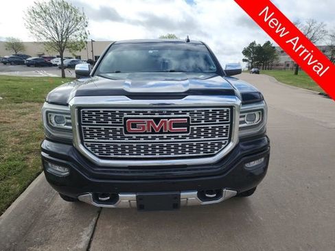 Used 2018 GMC Sierra 1500 Denali w/ Denali Ultimate Package image 9