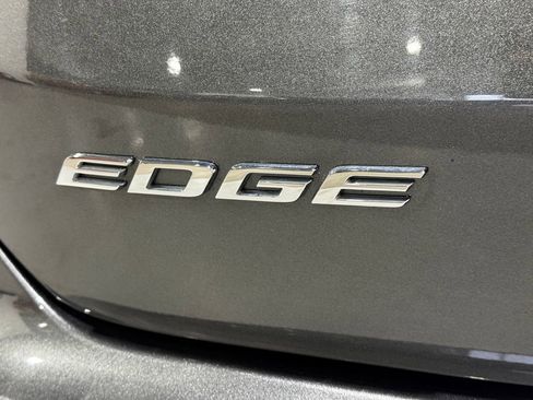 Used 2020 Ford Edge SE AWD/4WD image 31