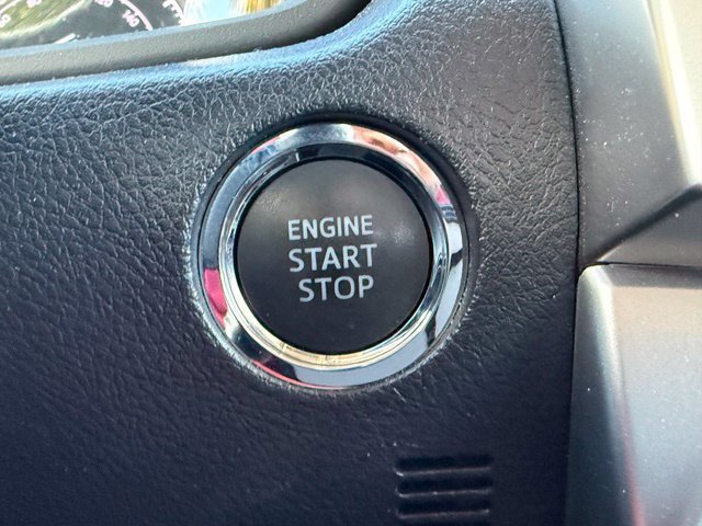 Used 2022 Toyota 4Runner Limited AWD/4WD image 26