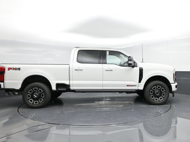 Certified 2025 Ford F250 Platinum AWD/4WD image 8