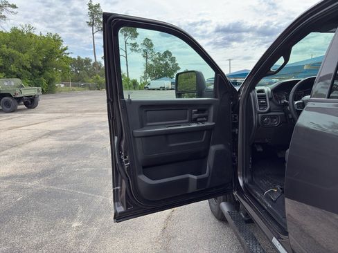 New 2026 RAM 3500 Tradesman AWD/4WD image 10