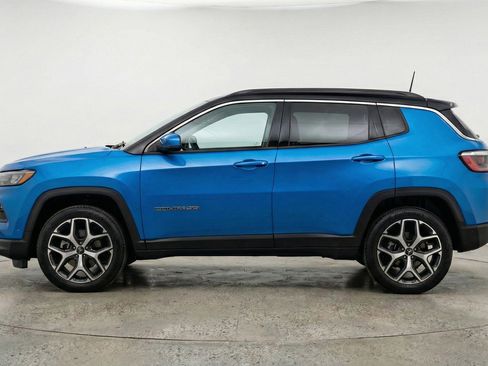 Used 2025 Jeep Compass Limited AWD/4WD image 5