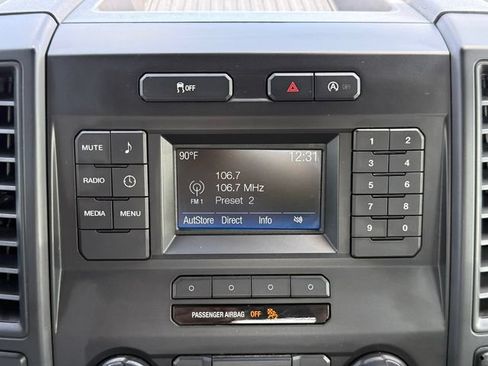 Certified 2019 Ford F150 XL w/ Heavy-Duty Payload Package RWD image 10