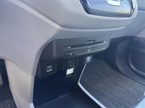 Used 2023 Honda Odyssey Touring image 21