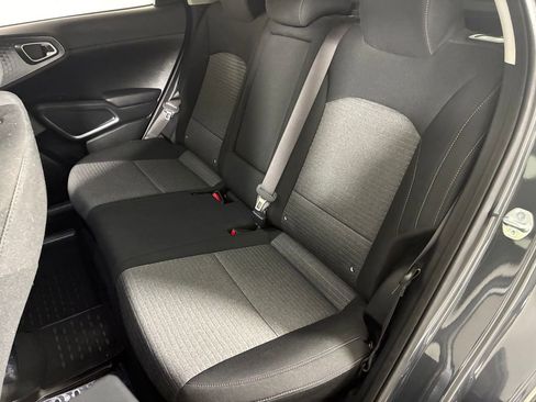 Used 2024 Kia Soul EX image 23