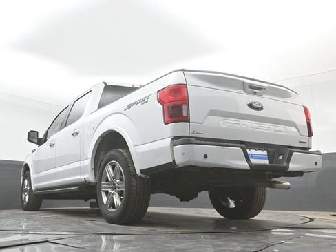 Used 2018 Ford F150 Lariat w/ Equipment Group 502A Luxury AWD/4WD image 46