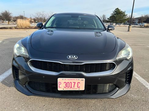 Used 2019 Kia Stinger RWD image 3