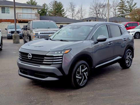 Used 2025 Nissan Kicks SV image 8