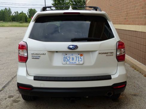 Used 2016 Subaru Forester 2.5i Limited AWD/4WD image 8