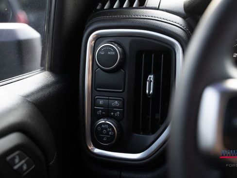 Used 2022 Chevrolet Silverado 2500 LT w/ Convenience Package image 15