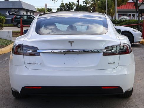Used 2019 Tesla Model S 100D image 12