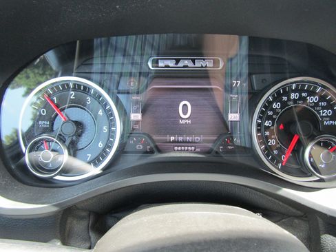 Used 2021 RAM 1500 Laramie AWD/4WD image 27