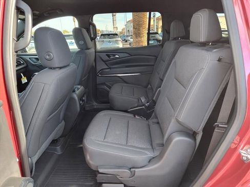New 2026 Chevrolet Traverse LT w/ LPO, Floor Liner Package image 7
