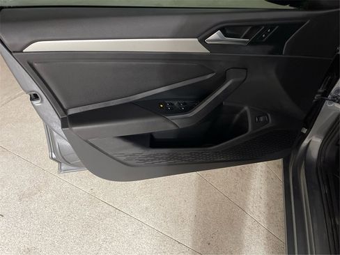 Used 2020 Volkswagen Jetta S image 10