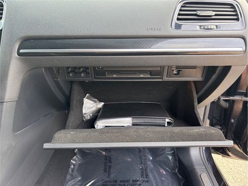 Used 2019 Volkswagen Golf R 4-Door image 46