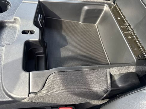 Used 2023 RAM 2500 Tradesman w/ Chrome Appearance Group image 26