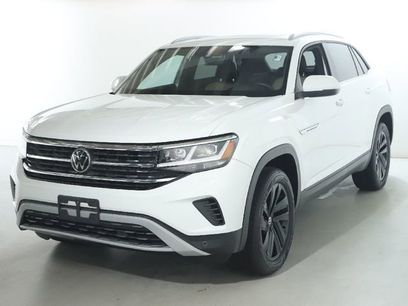 Used 2022 Volkswagen Atlas Cross Sport SE w/ Panoramic Sunroof Package