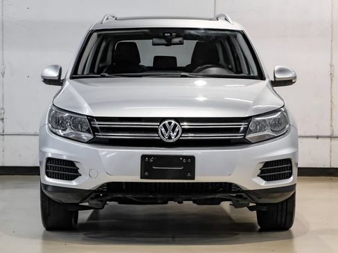 Used 2017 Volkswagen Tiguan Wolfsburg Edition AWD/4WD image 6