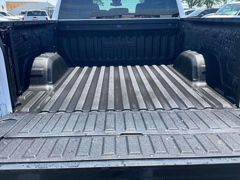 Used 2023 GMC Sierra 1500 Elevation AWD/4WD image 4