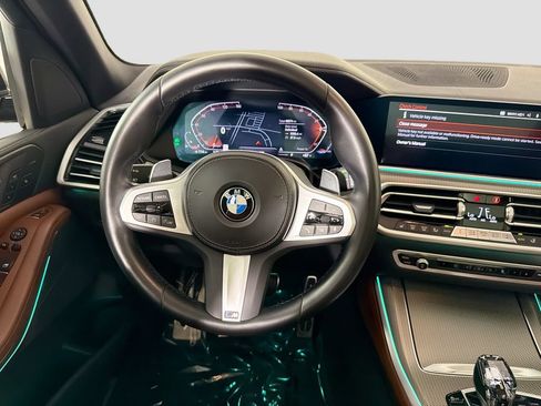 Used 2022 BMW X5 sDrive40i w/ M Sport Package RWD image 24