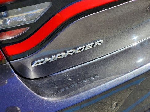 Used 2022 Dodge Charger SXT image 7