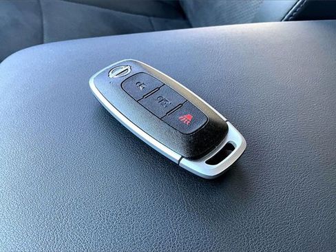 Certified 2025 Nissan Ariya AWD image 34