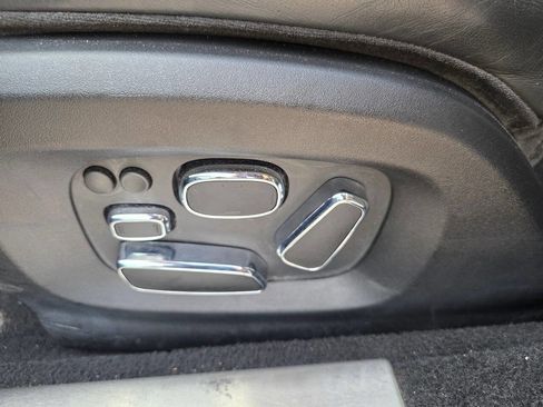 Used 2014 Jaguar XJ R LWB RWD image 13