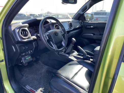 Used 2022 Toyota Tacoma TRD Pro AWD/4WD image 10