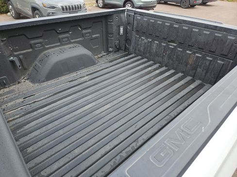 Used 2020 GMC Sierra 1500 AT4 w/ AT4 Premium Package AWD/4WD image 23