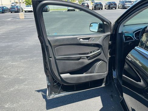 Used 2017 Ford Edge SEL FWD image 20