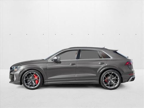 New 2026 Audi RS Q8 performance image 3