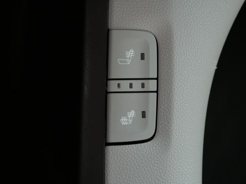 Used 2017 GMC Acadia SLT AWD/4WD image 32