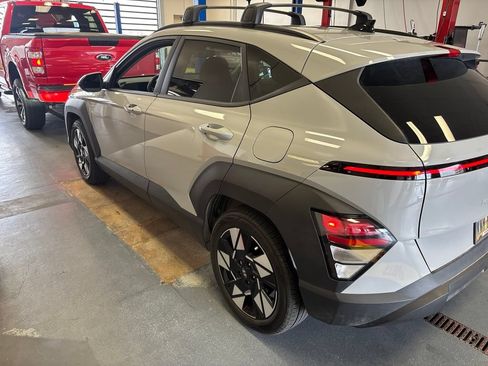Used 2025 Hyundai Kona SEL FWD image 7