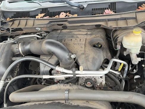 Used 2015 RAM 1500 Sport w/ Convenience Group image 48