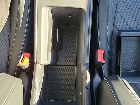 New 2026 Volkswagen Tiguan SE R-Line image 36