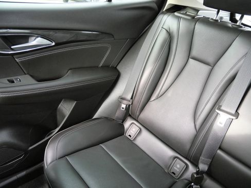 Used 2023 Buick Envision Essence image 12