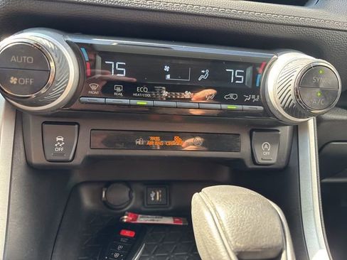 Used 2023 Toyota RAV4 XLE image 12