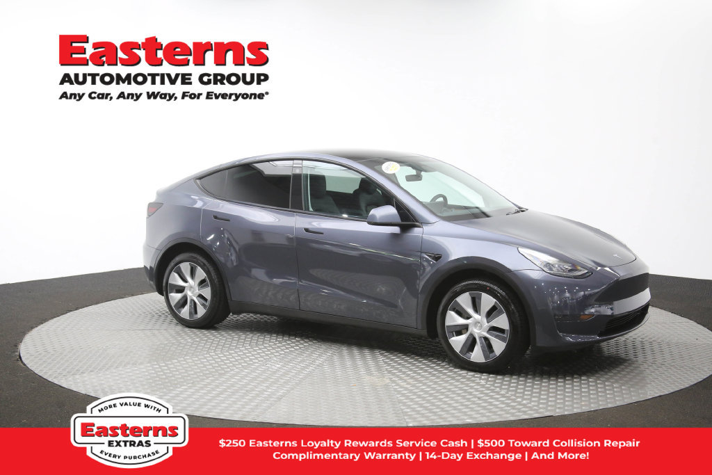 Used 2023 Tesla Model Y Long Range AWD/4WD image 43